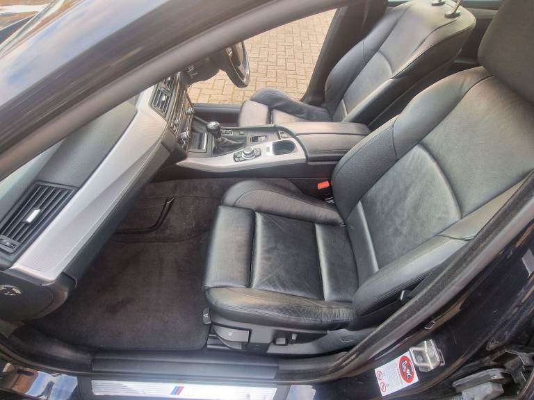 BMW, 5 SERIES,  2..0 520 dM Sport, 2012, Manual, 1995 (cc), 4 doors