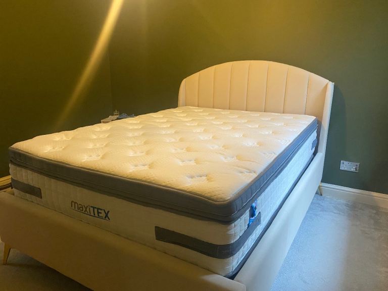 Maxitex Hybrid 3000 Pocket Sprung Memory Mattress Double