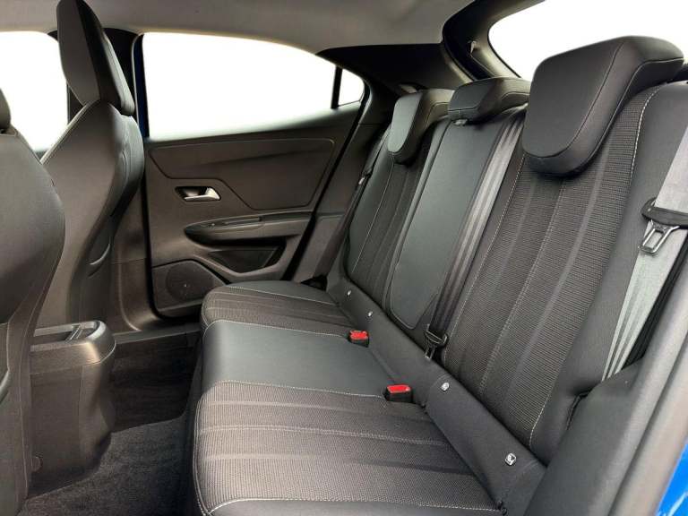 2022 Vauxhall Mokka Electric 50kWh Elite Premium SUV 5dr Electric Auto (136 ps) HATCHBACK Electri...