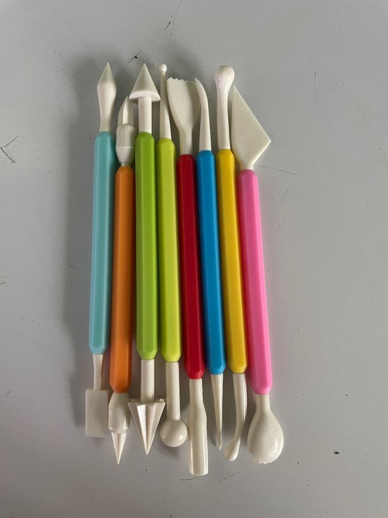 Set Of Eight Cake Tools