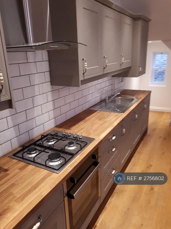 1 bedroom flat in Barbauld Road, London, N16 (1 bed) (#2756802)