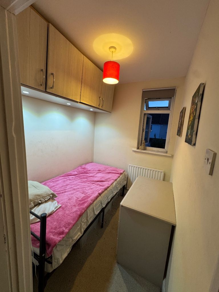 Single room for rent