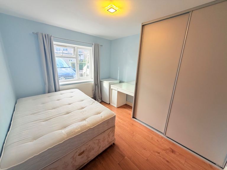 En-suite Room to rent 