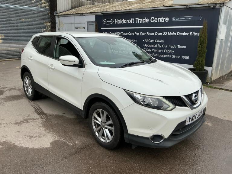 NISSAN QASHQAI 1.5 dCi Acenta White Manual Diesel 2014