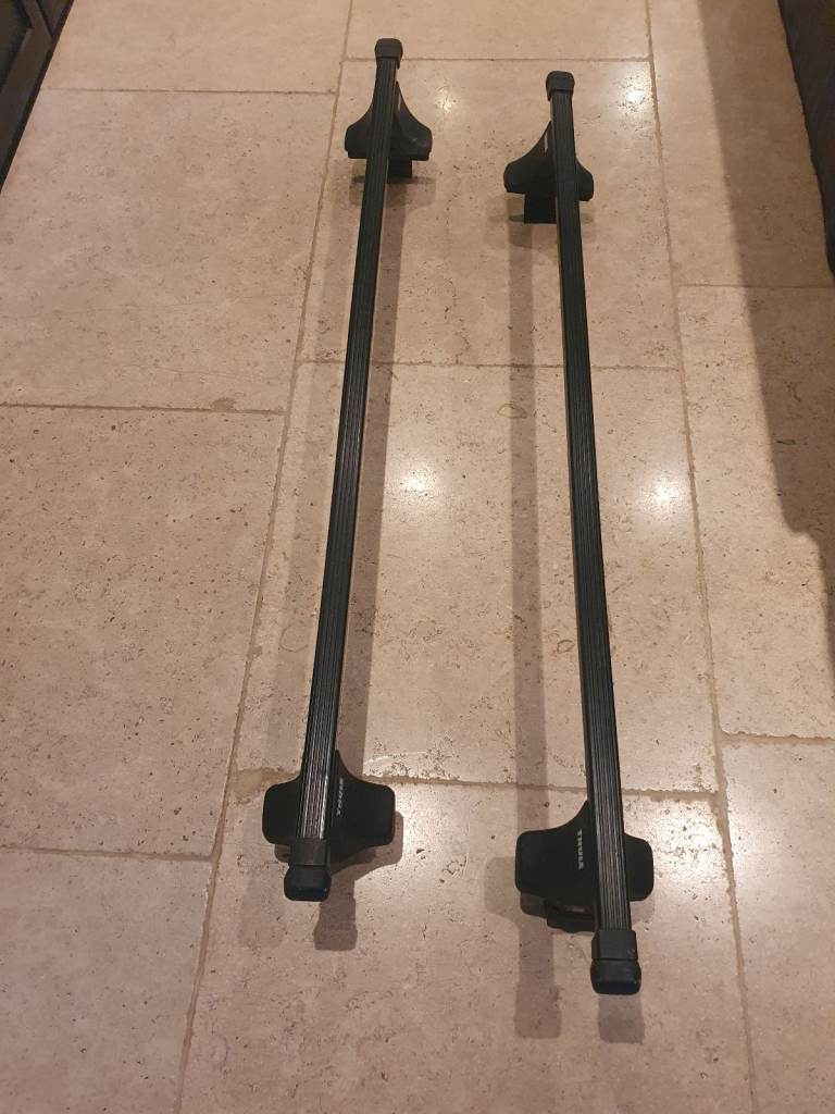 Thule Locking Roof Bars with Foot pack for Audi A3/A4 or Ford Fusion