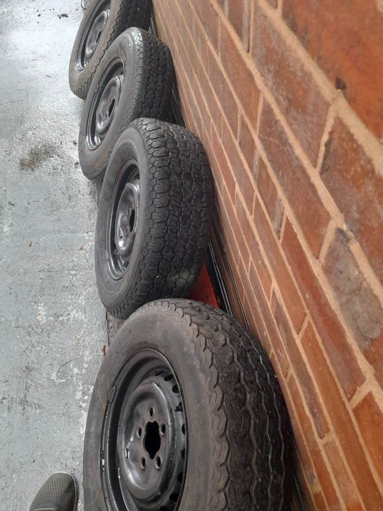 4 Vw  T25 steel wheels and tyres