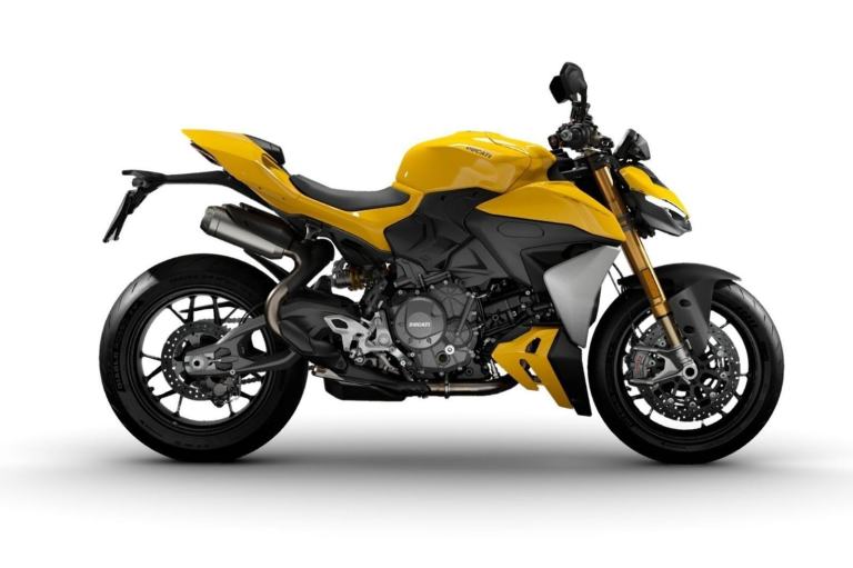 DUCATI STREETFIGHTER V2 S NEW 2026 MODEL IN STOCK
