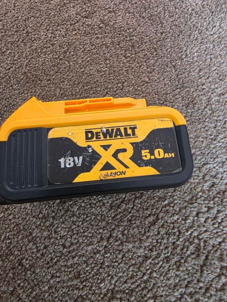 Drwalt XR18V 5 AMP BATTERY 