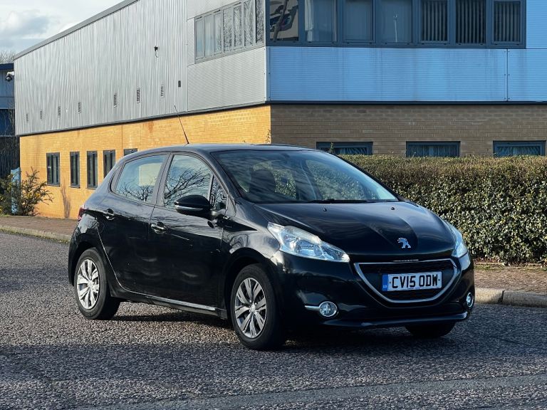 Peugeot, 208, Hatchback, 2015, Manual, 999 (cc), 5 doors