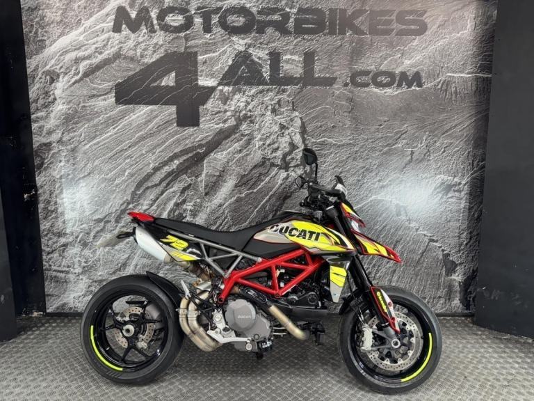DUCATI HYPERMOTARD 950 2023
