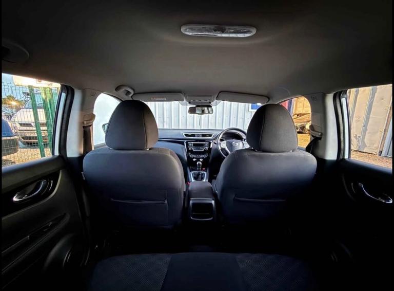 2016 Nissan Qashqai 1.5 dCi Acenta [Smart Vision Pack] 5dr HATCHBACK Diesel Manual