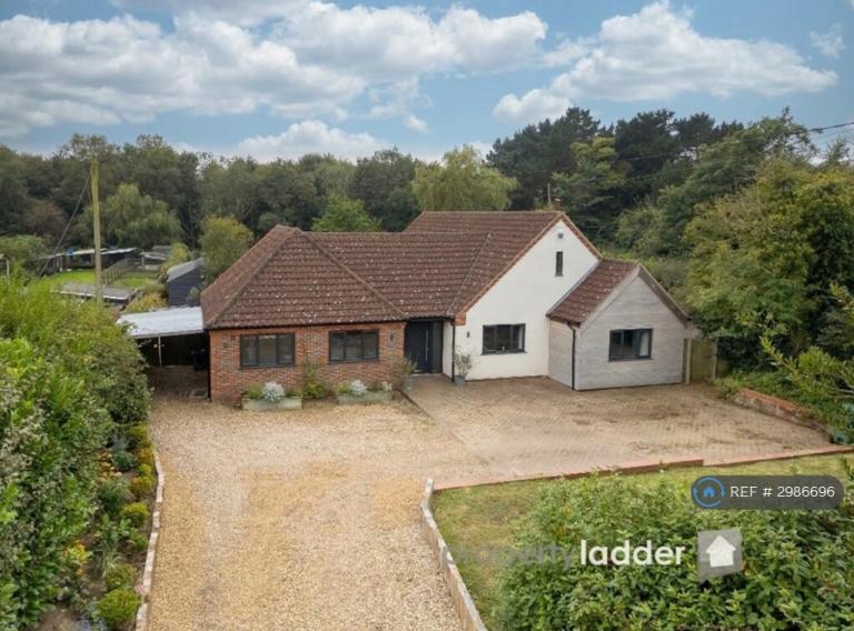 5 bedroom house in The Street, North Walsham, NR28 (5 bed) (#2986696)