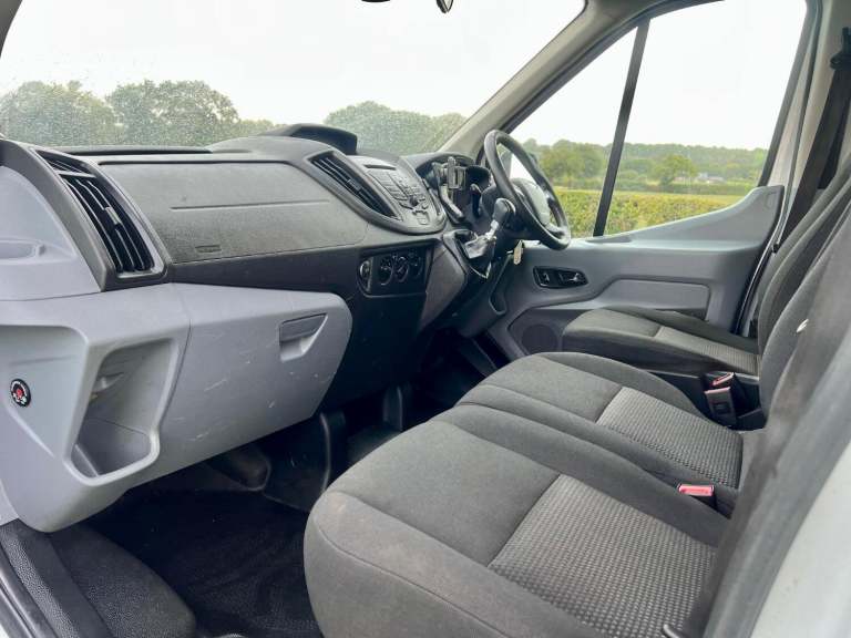 FORD TRANSIT 2.0 350 EcoBlue DROPSIDE TIPPER WITH TOOL STORAGE White Manual Die