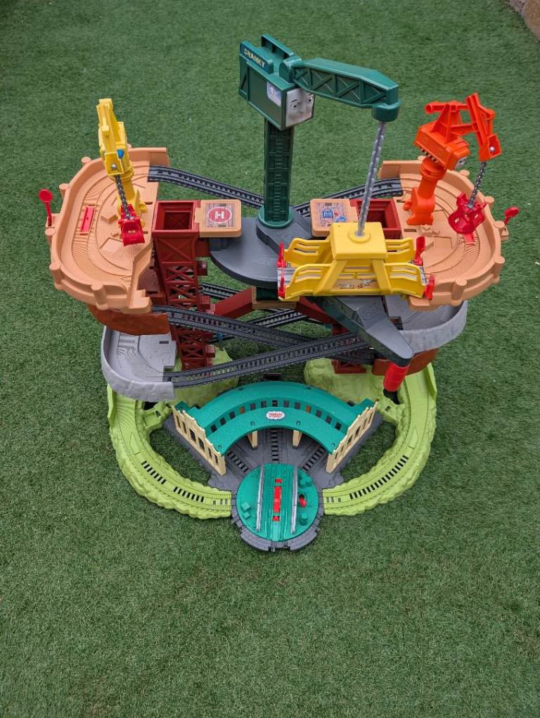Thomas Trackmaster superstation 