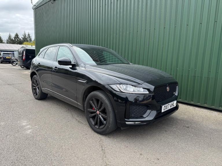 Jaguar F-PACE V6 S AWD Auto Supercharged 2017 Black 56k Full History High Spec 