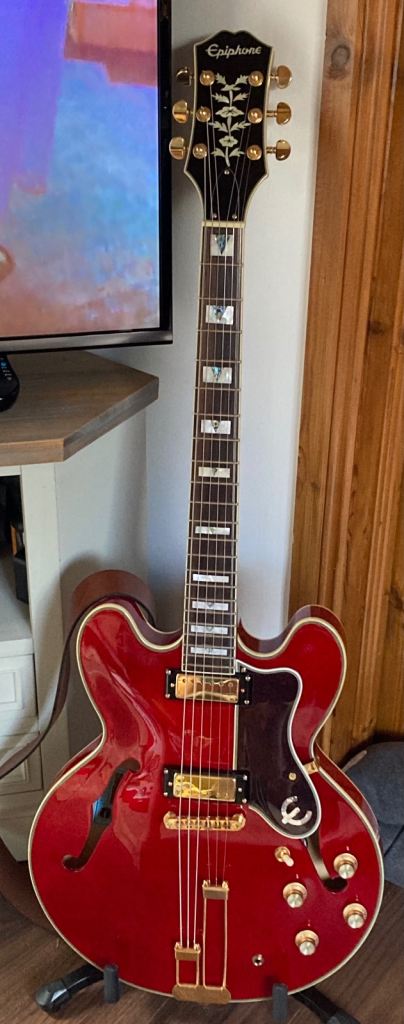 Epiphone Sheraton 50th Anniversary E212TV 1962 Re-issue Cherry Red - Noel Gallagher Electric Guitar