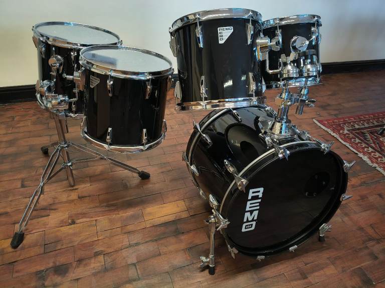 Remo Mastertouch Drum Kit 
