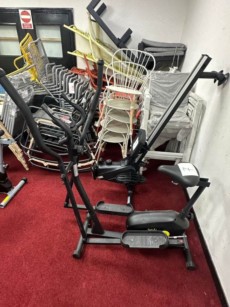 Pro Fitness 2-In-1 Cross Trainer and Exercise Bike