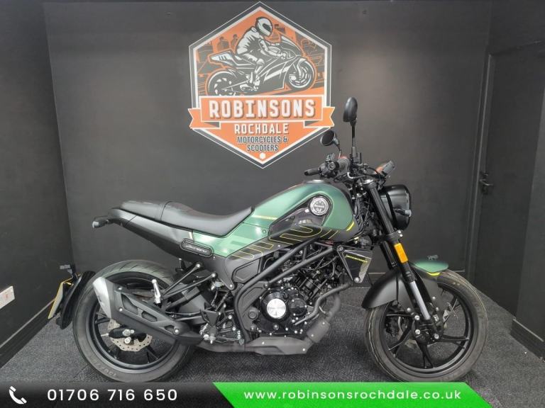 2025 Benelli Leoncino 125 in green with only 1030 miles