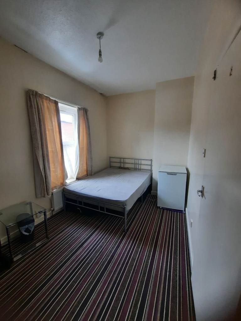 Private Room for rent 