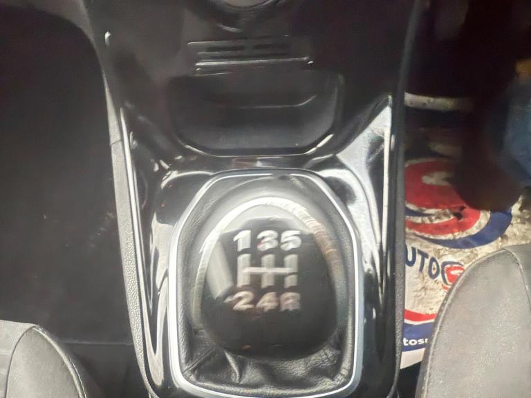 2016 Ford Fiesta 1.25 Zetec Euro 6 3dr HATCHBACK Petrol Manual