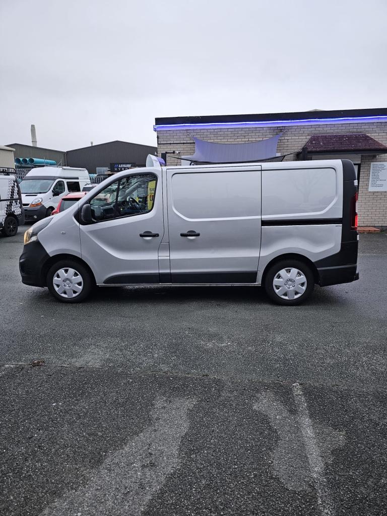 2015 Vauxhall Vivaro 2700 1.6CDTI 115PS H1 Van PANEL VAN Diesel Manual