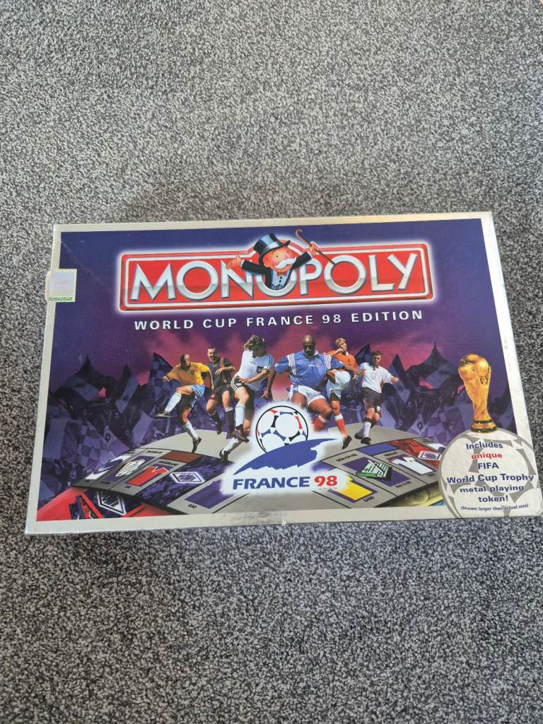 Monopoly France Edition Board Game – Great Condition, Fun Family Game, £10