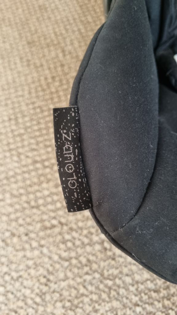 Cybex cloud z i-size carseat & isofx base