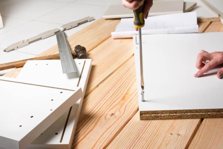 Multi- Skilled Handyman Good Prices for very good quality work free quotes cover many types of jobs 