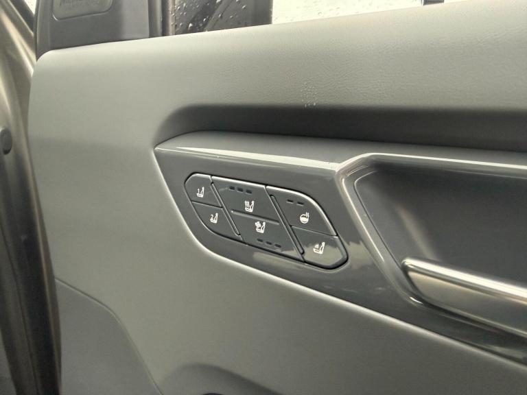 2025 Kia EV9 282kW GT-Line S 99.8kWh AWD 5dr [6St] Auto ESTATE ELECTRIC Automatic