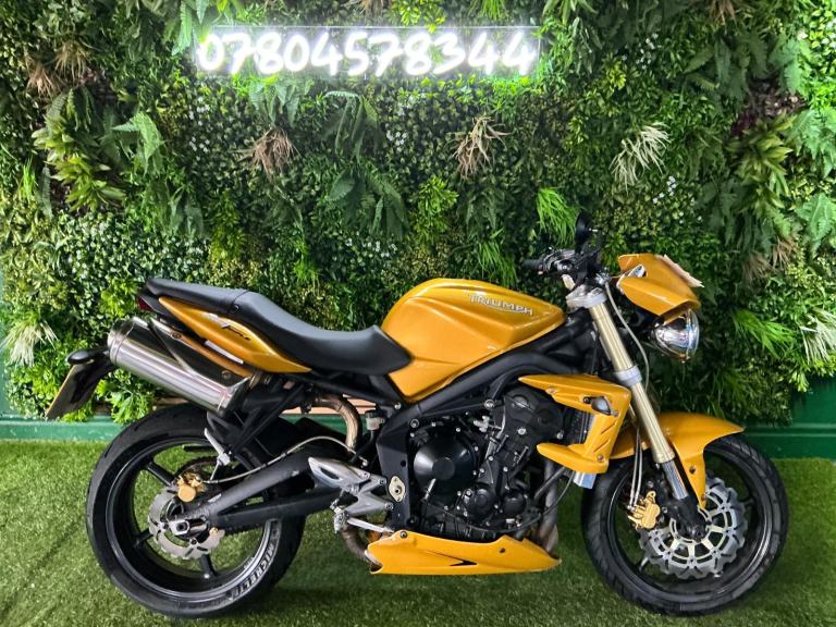 Triumph Street Triple 675