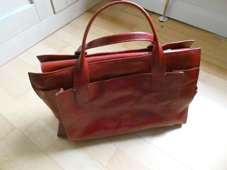 LEATHER COMPUTER BAG