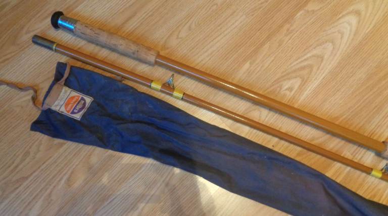 Vintage Milbro Reliant beach casting sea fishing rod.  12’ long.  Used. VGC.