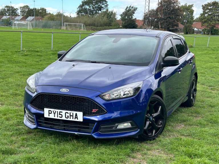2015 Ford Focus 2.0 TDCi 185 ST-2 5dr HATCHBACK DIESEL Manual