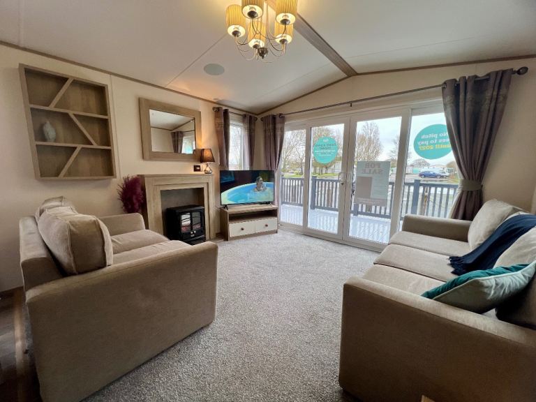 Static Caravan 12 month season 