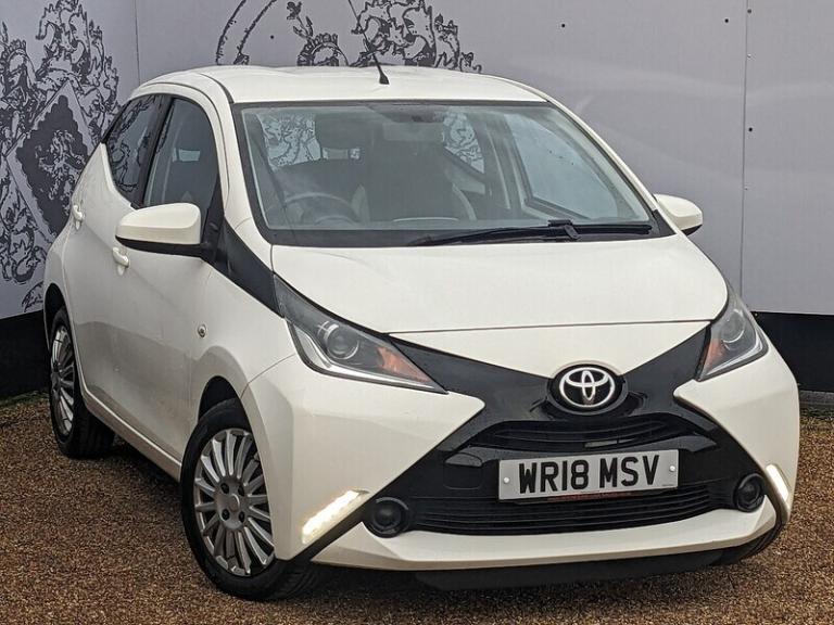 2018 Toyota AYGO VVT-i x-play Hatchback Petrol Manual
