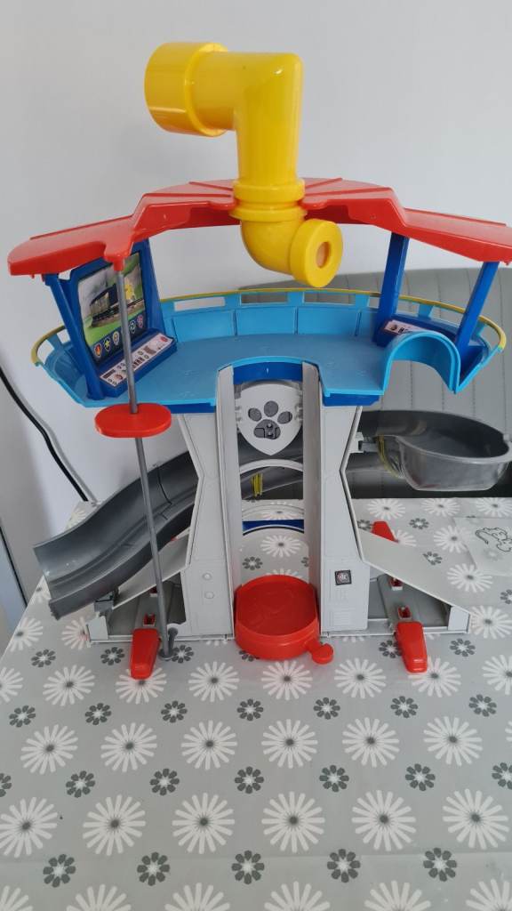 Paw Patrol LOOKOUT TOWER with lights and sounds