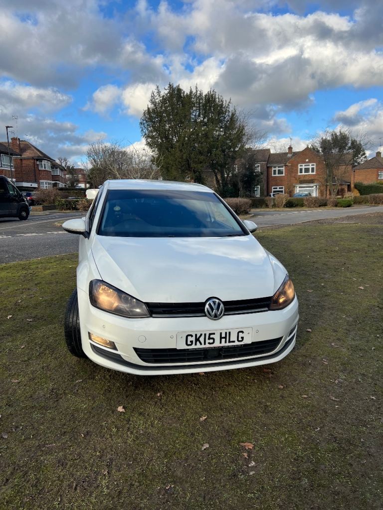 Volkswagen Golf blue motion automatic 