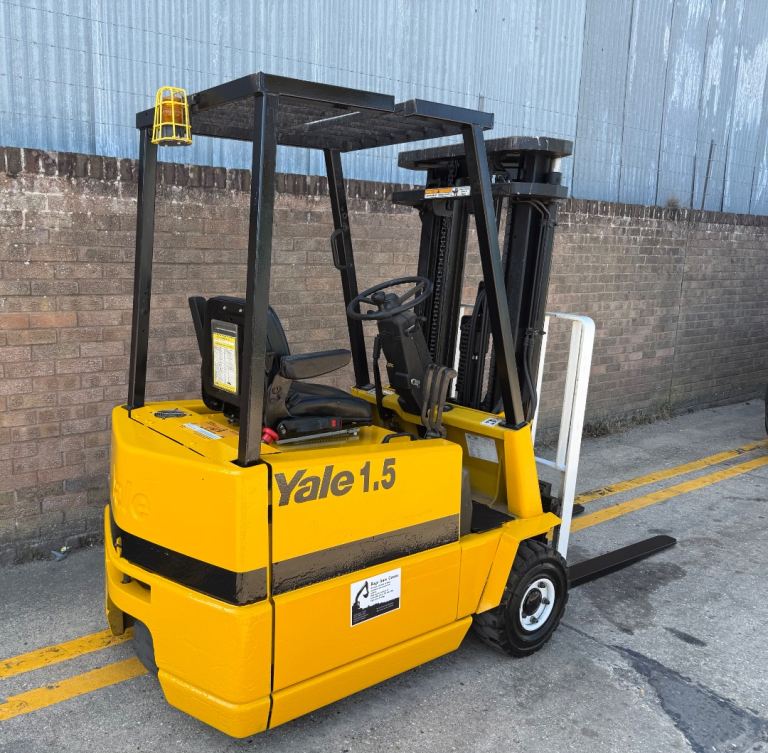 Yale 1.5T electric forklift 