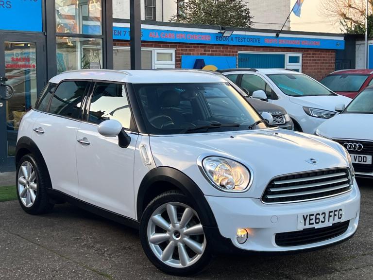 2013 MINI Countryman 1.6 Cooper SUV 5dr Petrol Manual Euro 6 (s/s) (122 ps) HATCHBACK Petrol Manual