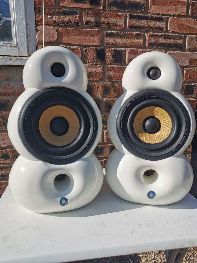 B&W minipod speakers white 