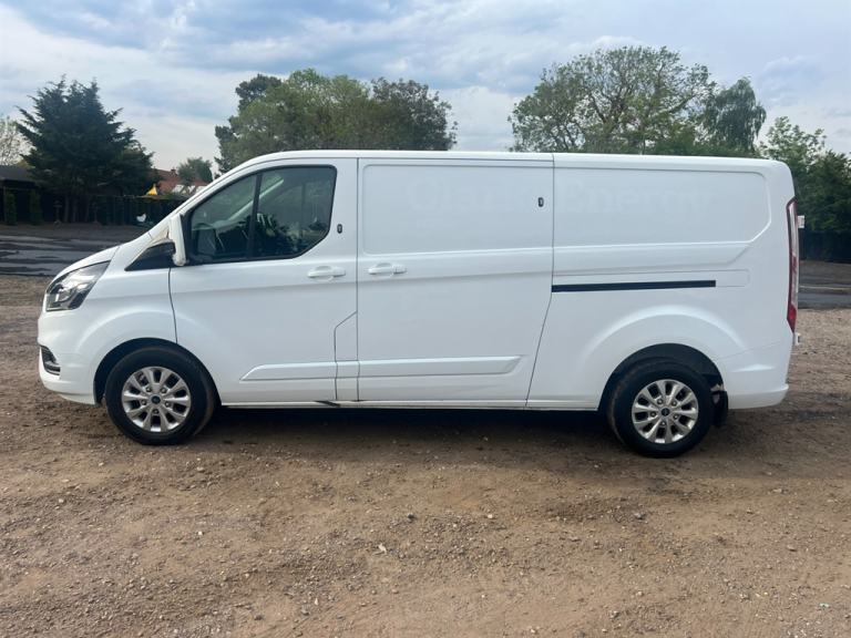2022 Ford Transit Custom 300 LIMITED P/V ECOBLUE L2 Panel Van Diesel Manual