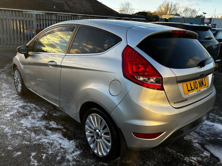 2010 Ford Fiesta 1.4 Titanium 3dr HATCHBACK PETROL Manual
