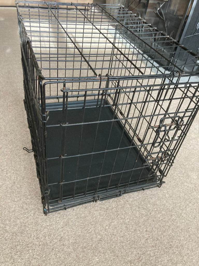 Small to Medium Size Fold Down Dog Crate / Pen 17 X 23 X 19