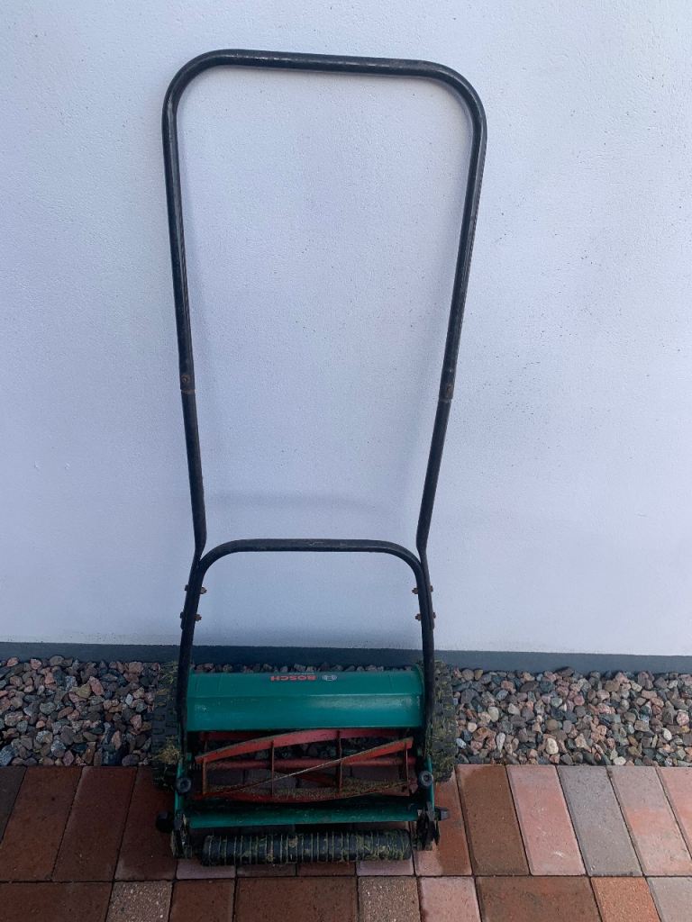 Bosch cylinder mower