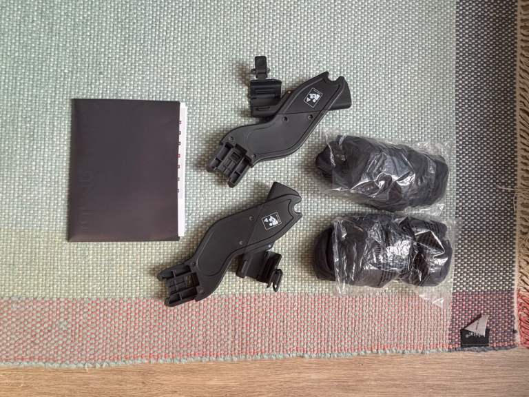 Uppababy Vista V3 travel system in charcoal 