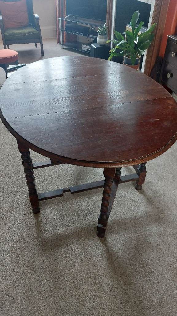 Gateleg, barley twist vintage dining table