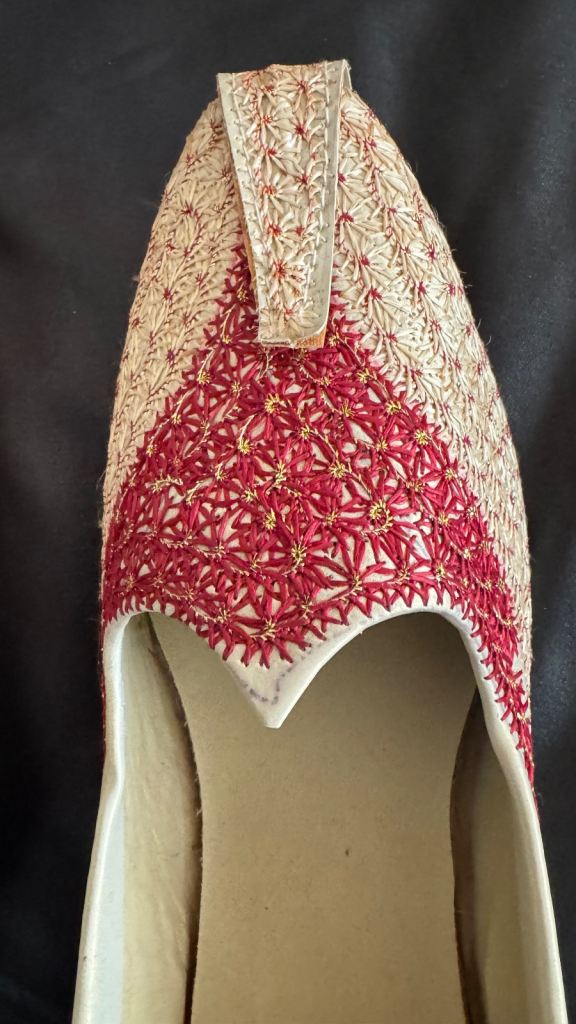  Traditional children Indian Wedding Jutti / Mojari Shoes