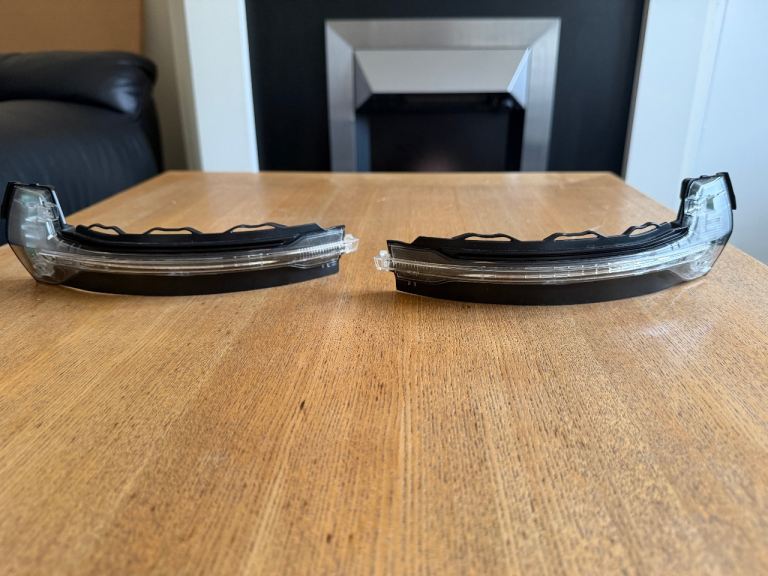 Genuine Audi A3 (8V) Side mirror indicators