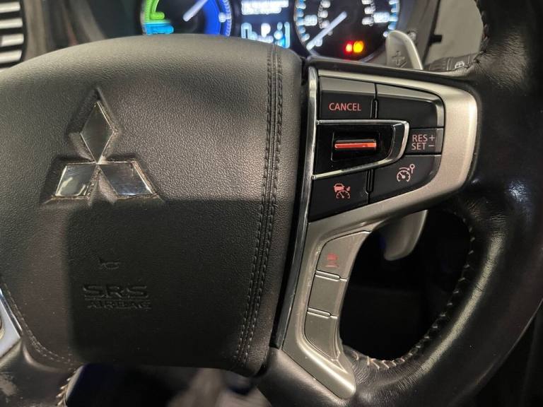 2018 Mitsubishi Outlander 2.4h TwinMotor 13.8kWh 5hs SUV 5dr Petrol Plug-in Hybrid CVT 4WD Euro 6...